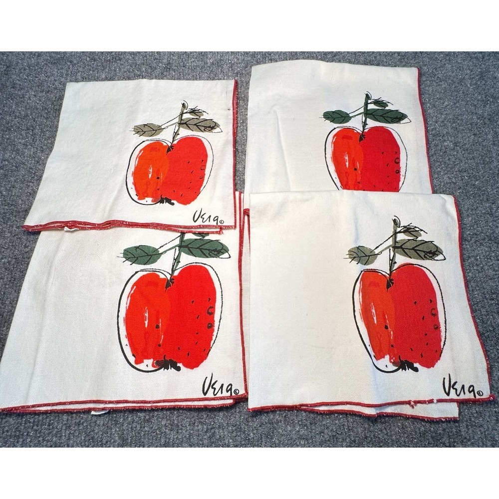 VTG  Vera Neumann Apple Napkins Lot Of 4